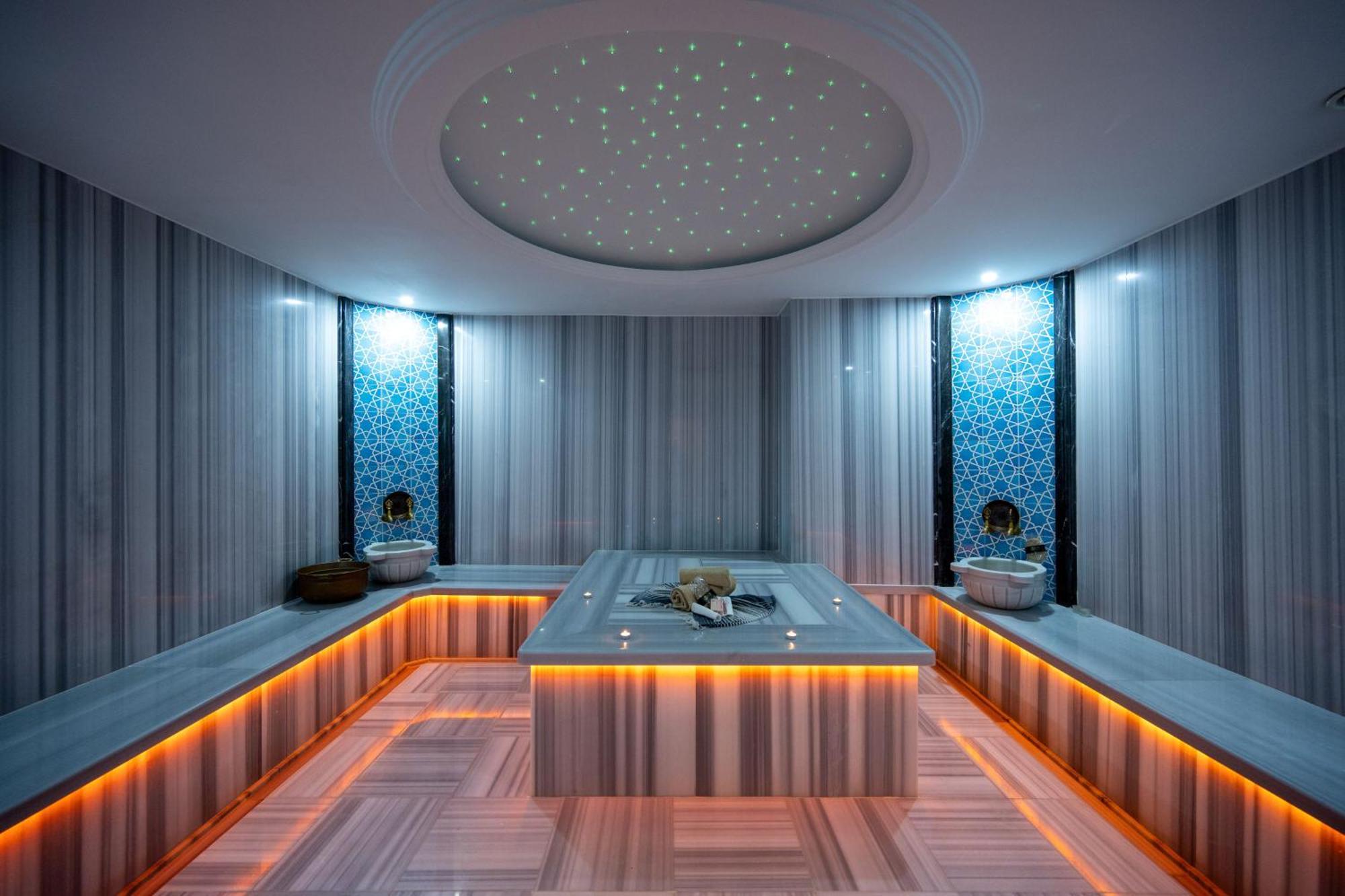 Vess Hotel Istanbul Exterior foto